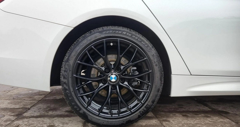 BMW Seria 4 cena 123900 przebieg: 44450, rok produkcji 2019 z Kietrz małe 379